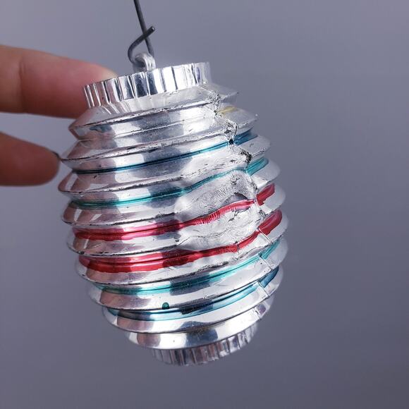 Vintage Bradford Hard Plastic Barrel Lantern Christmas Ornaments Lot of 7 - Picture 6 of 6